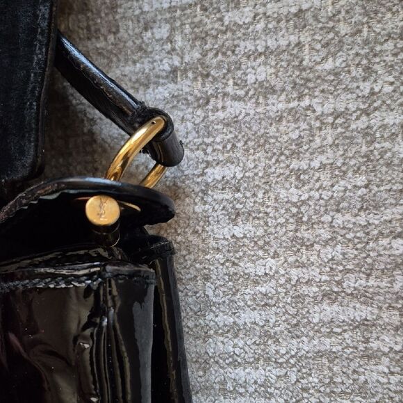 Yves SAINT Laurent, River Gauche,patent Leather Catwalk Flap Bag - Picture 8 of 11